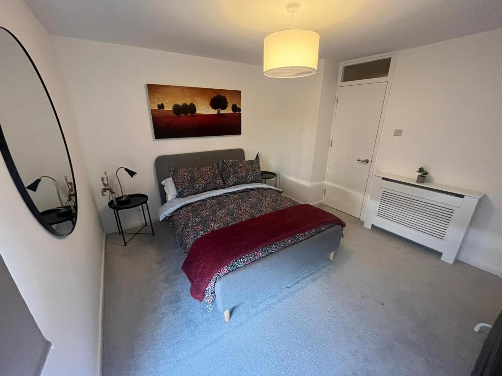 Modern And Comfortable Flat With Private Parking Apartment Oxford Exterior photo
